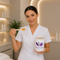 Professionelles Sugaring der Brust für Herren in Baar, Zug. Sanfte Haarentfernung mit natürlicher Zuckerpaste für glatte und gepflegte Haut.