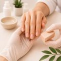 Japanische Maniküre bei Beauty Skin Solution in Baar. Professionelle Nagelpflege ohne Lack mit natürlichem Glanz, gepflegten Naturnägeln und elegantem Finish in einer ruhigen Spa-Umgebung.